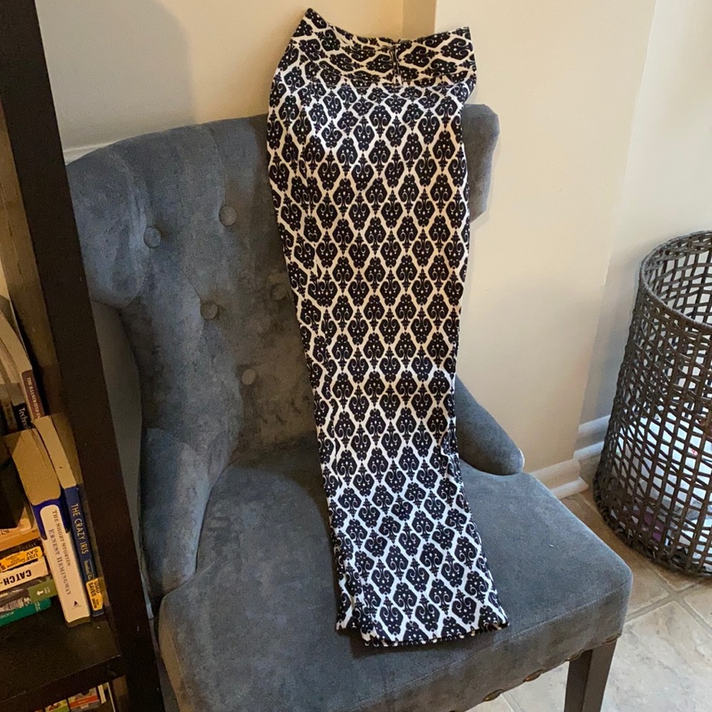 White house black market size 6 pants